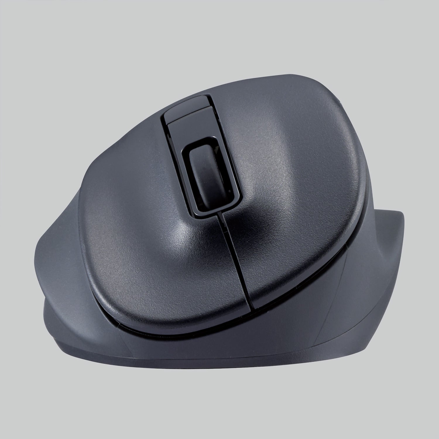 front view | black ergonomic computer mouse with wireless bluetooth functionality