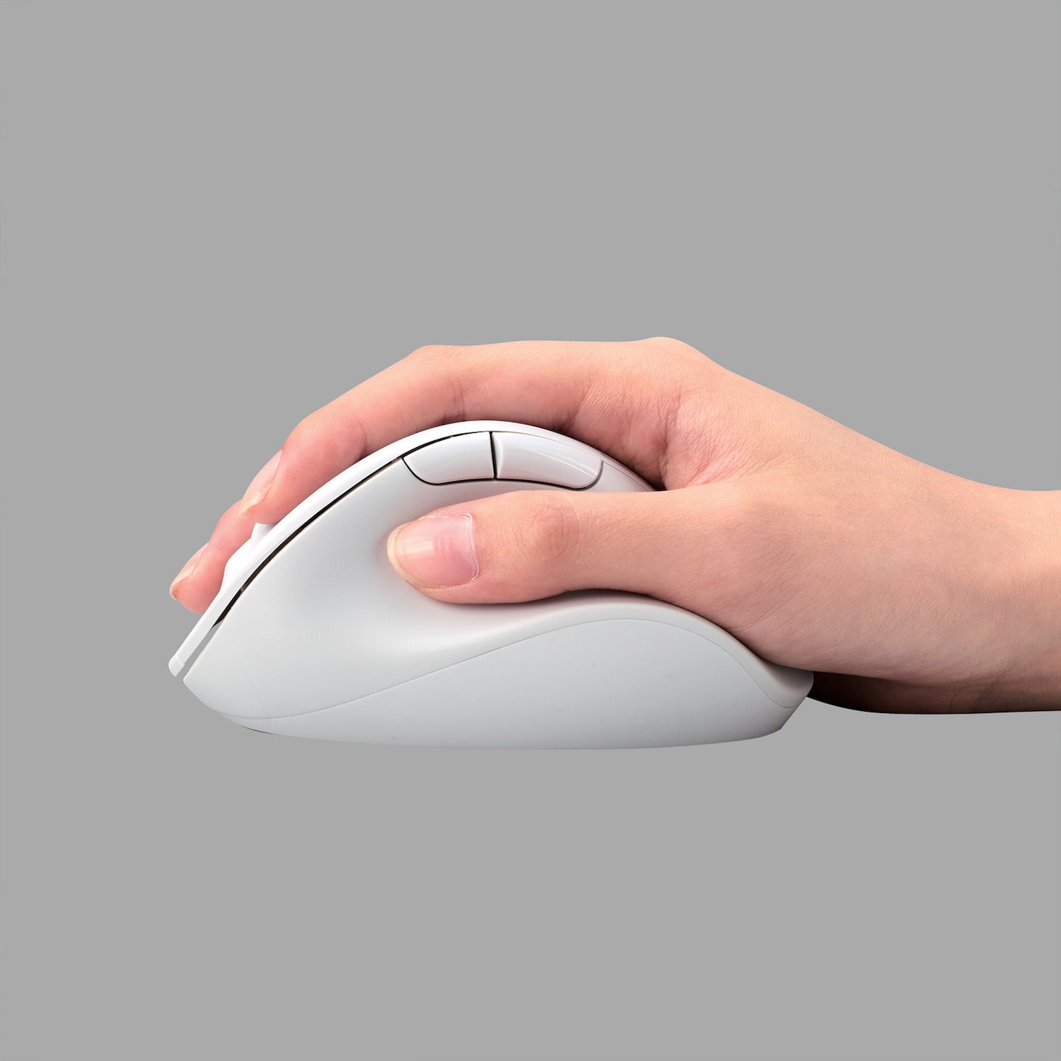 white ergonomic wireless computer mouse form ELECOM usa