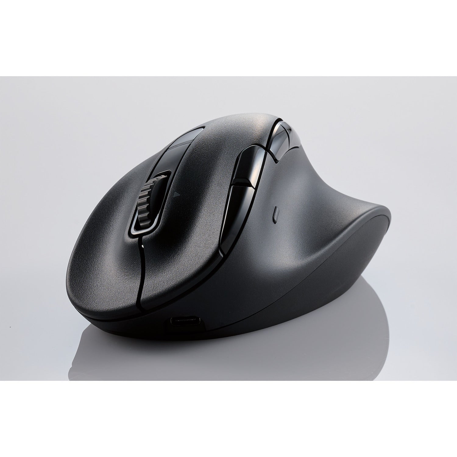 black ergonomic computer mouse with bluetooth feature