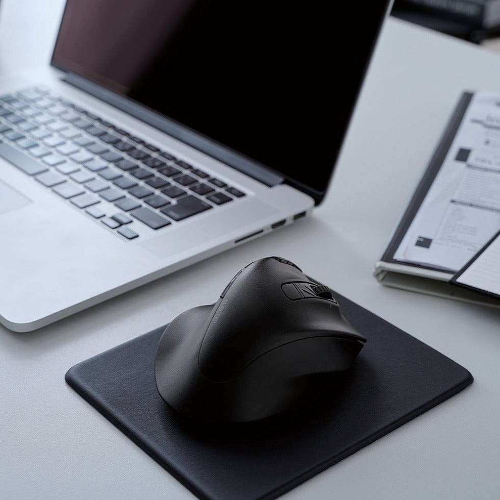 black ergonomic mouse with wired, usb connector, and bluetooth connection options