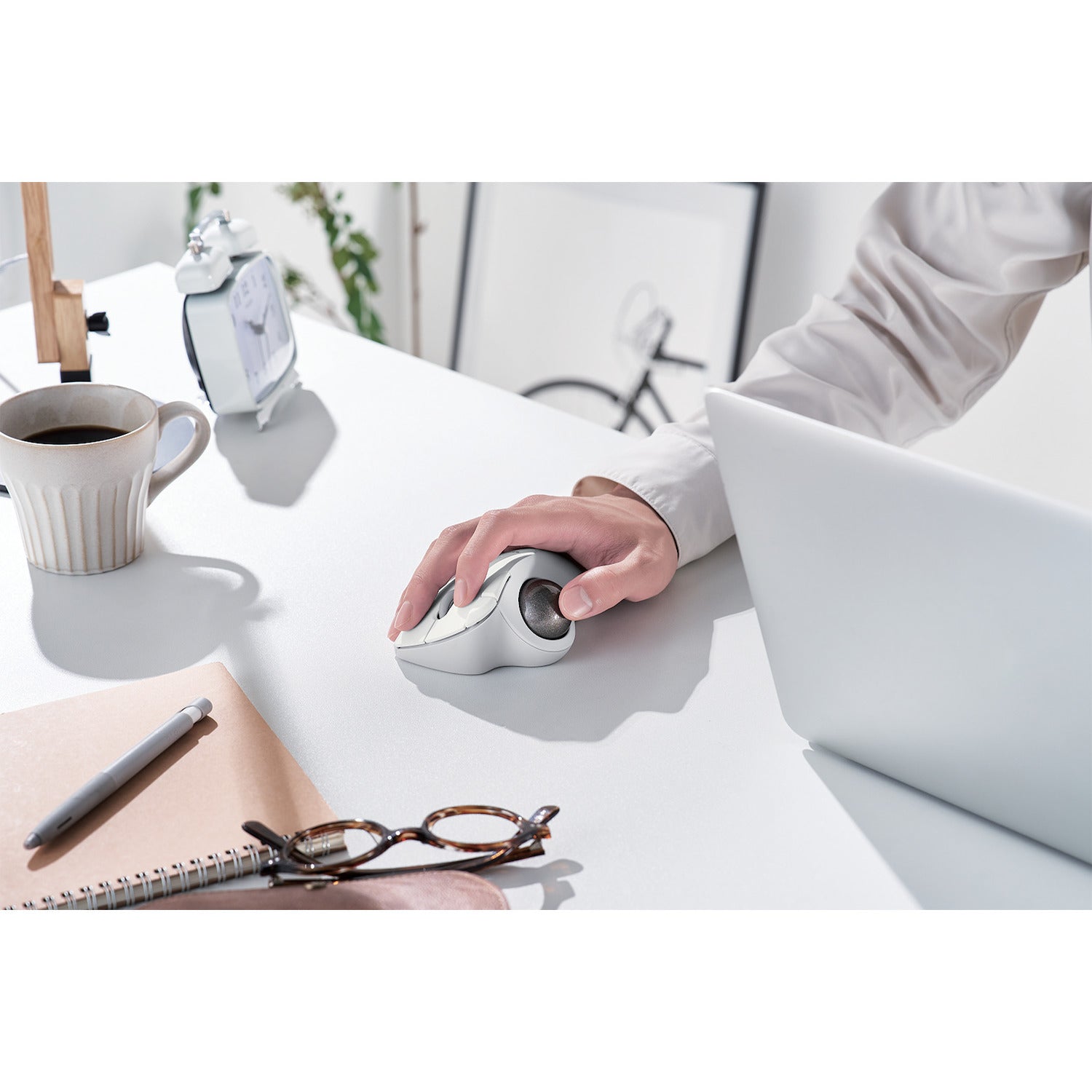 white and silver trackball | ergonomic office solutions | best new computer accessories 2024